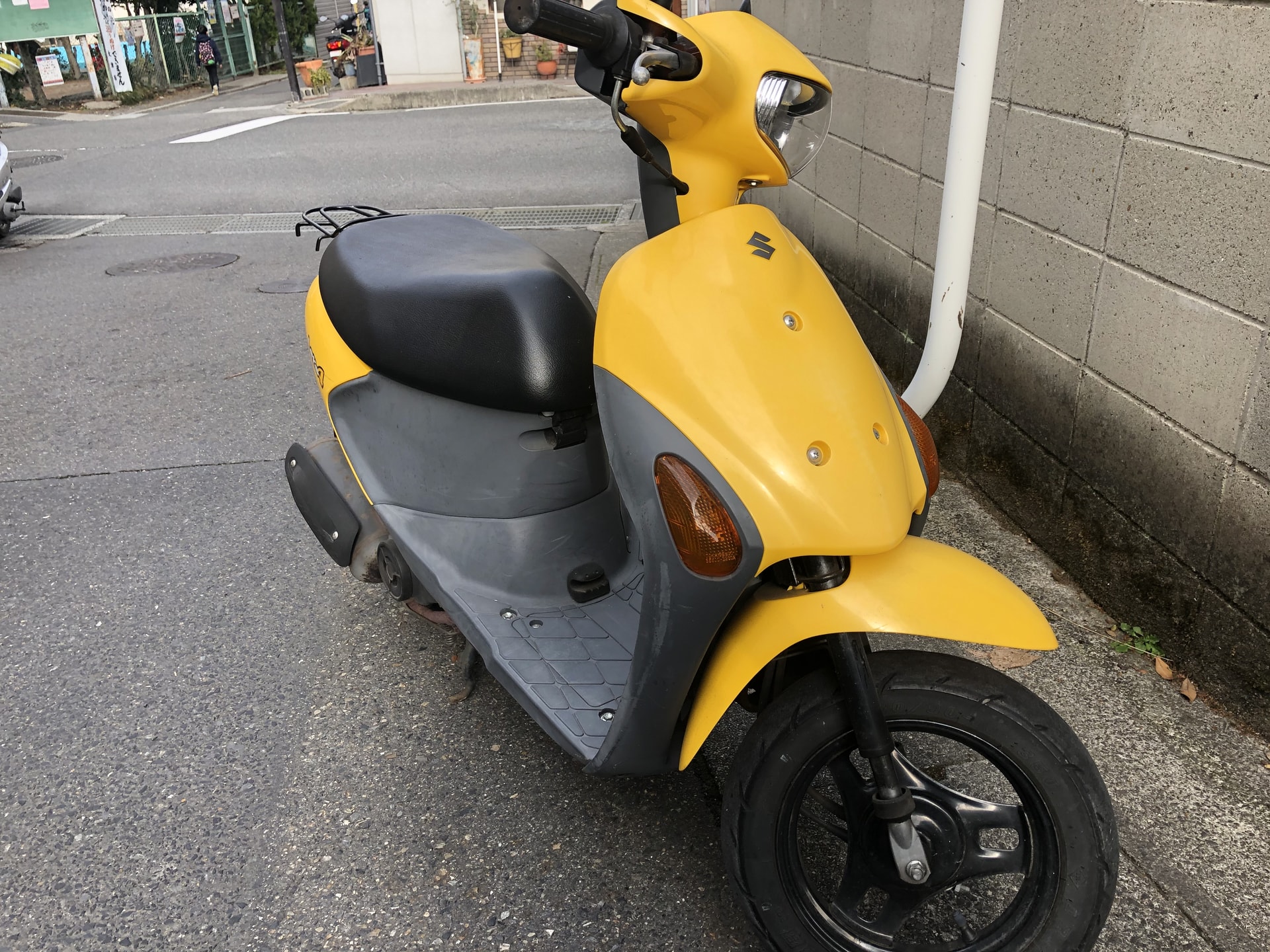 【特選中古バイク】SUZUKI レッツ４　黄色　５０cc